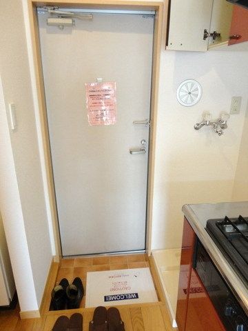 玄関　★コンパクトでキレイな玄関周り★
