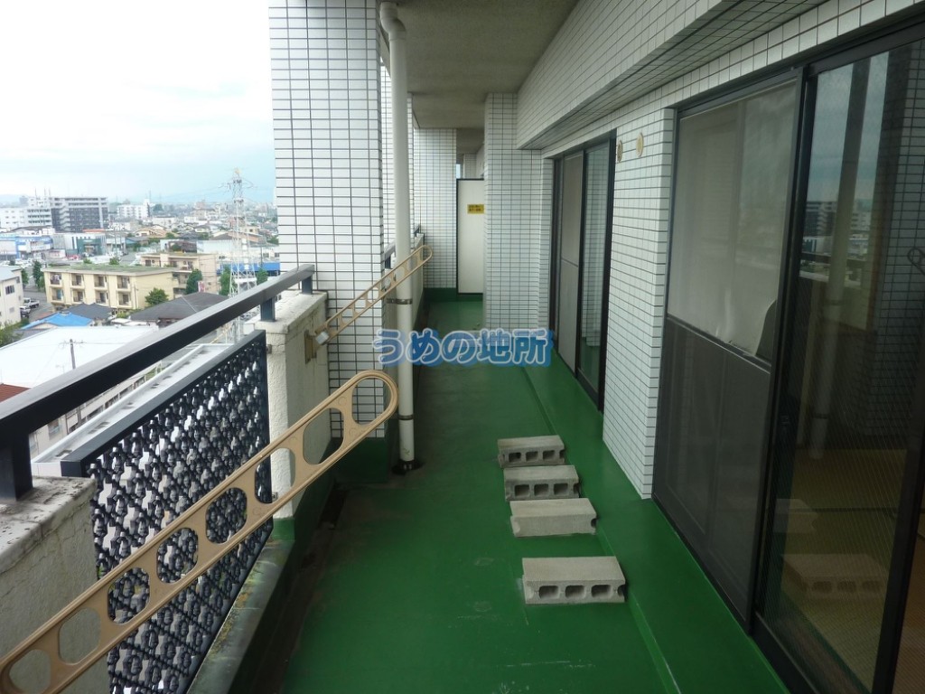 バルコニー　バルコニー