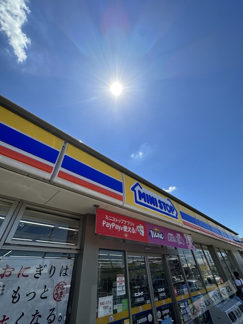 コンビニ　ミニストップ東大阪若江北町店（コンビニ）まで469m