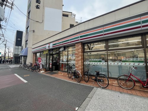 コンビニ　セブンイレブン　千鳥橋駅前店（コンビニ）まで330m