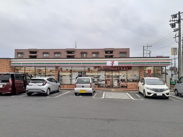 コンビニ　セブンイレブンさいたま南中丸店（コンビニ）まで550m