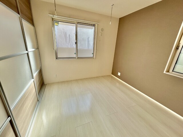 その他部屋・スペース　南側洋室