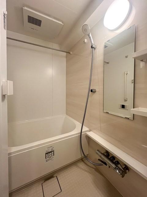 バス・シャワールーム　※写真は同タイプ住戸です。