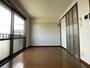 居室・リビング　２面採光なので、明るく風通しのよいお部屋です♪