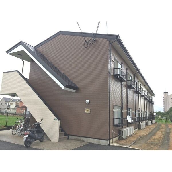 建物外観　落ち着いた雰囲気の外観です