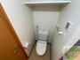 トイレ　こちらはトイレです。清潔感があり、安心して使用できます。