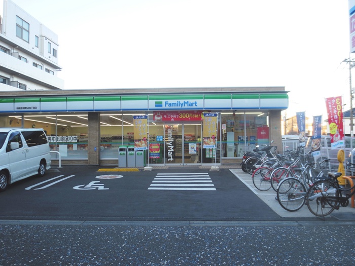 コンビニ　ファミリーマート 相模原淵野辺四丁目店（コンビニ）まで117m