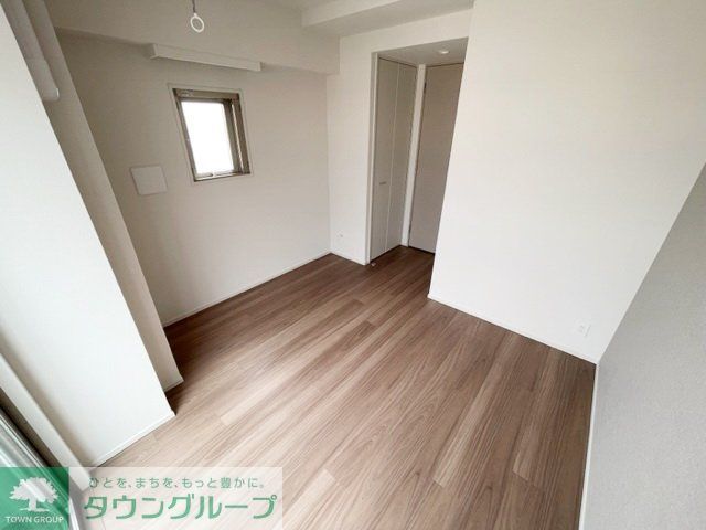 SHOKEN Residence横浜鶴見IVの居間写真