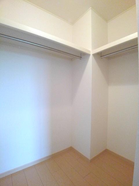 収納　図面と現状に相違がある場合には現状を優先