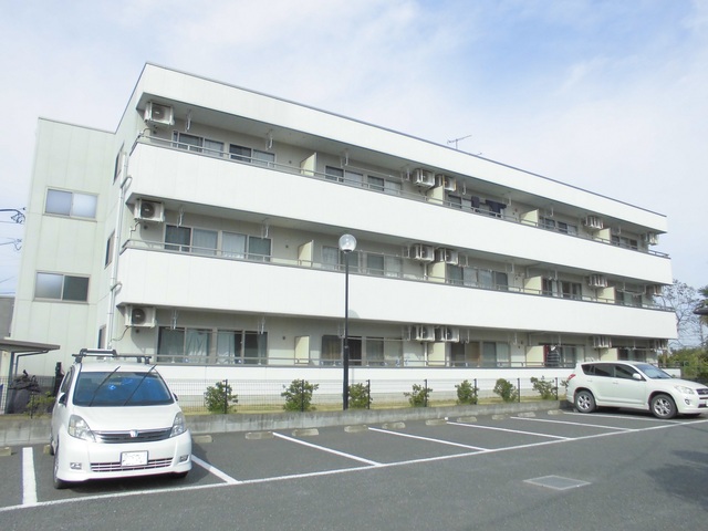 駐車場　敷地内駐車場（要空確認）