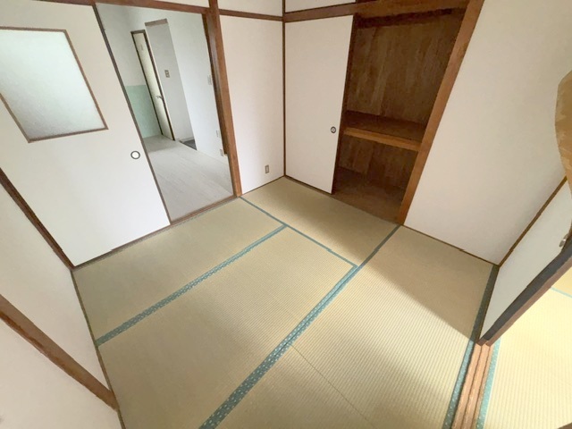 地下鉄谷町線 関目高殿駅 徒歩7分 4階建 築39年の内装写真