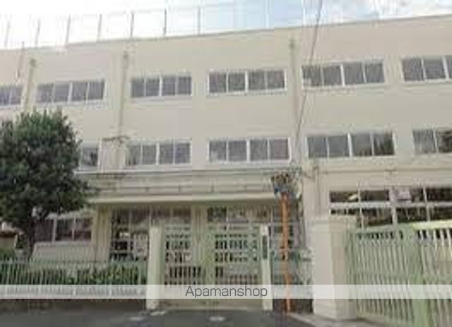 中学校　大崎中学校（中学校）まで210m
