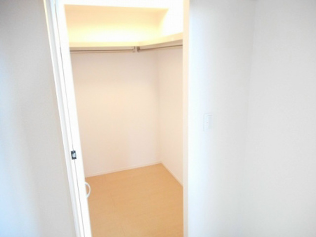 収納　参考写真（同建物別部屋のものです）