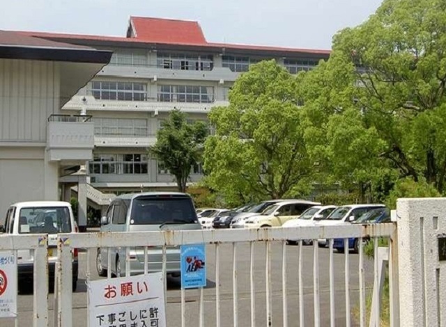その他　焼津中学校（その他）まで350m