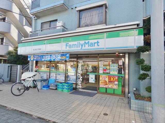 コンビニ　ファミリーマート国立西二丁目店（コンビニ）まで450m