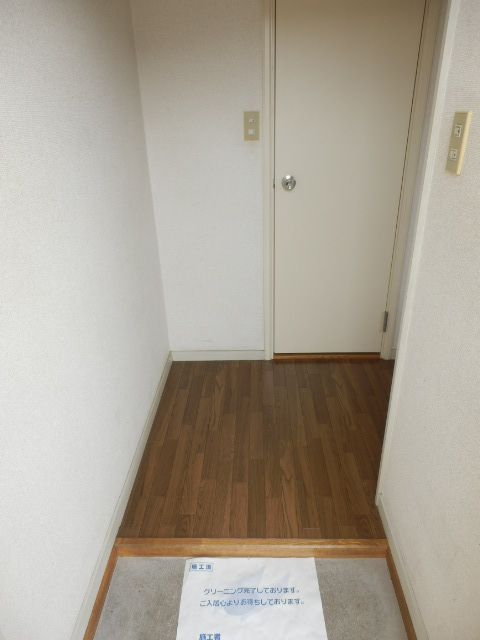 KKハイツの玄関写真