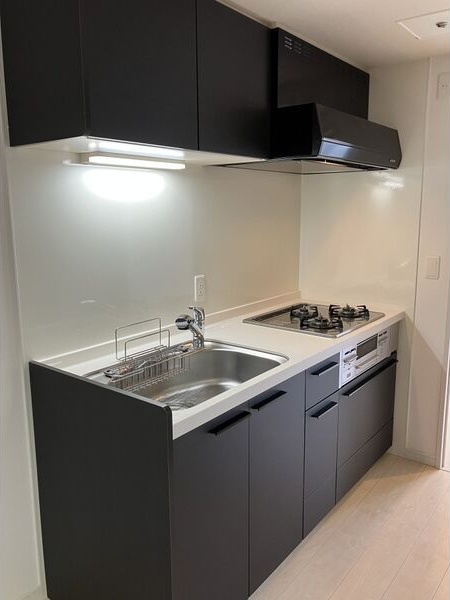 キッチン　※写真は同じマンションの違う部屋のものになります。