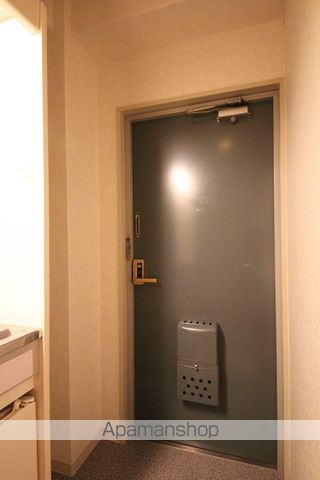 阪急宝塚線 豊中駅 徒歩4分 3階建 築37年の玄関写真