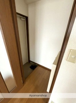 京王井の頭線 東松原駅 徒歩1分 4階建 築26年の内装写真