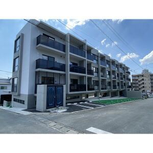 3LDK Mansion in Chuo-ku, Kumamoto, Kumamoto