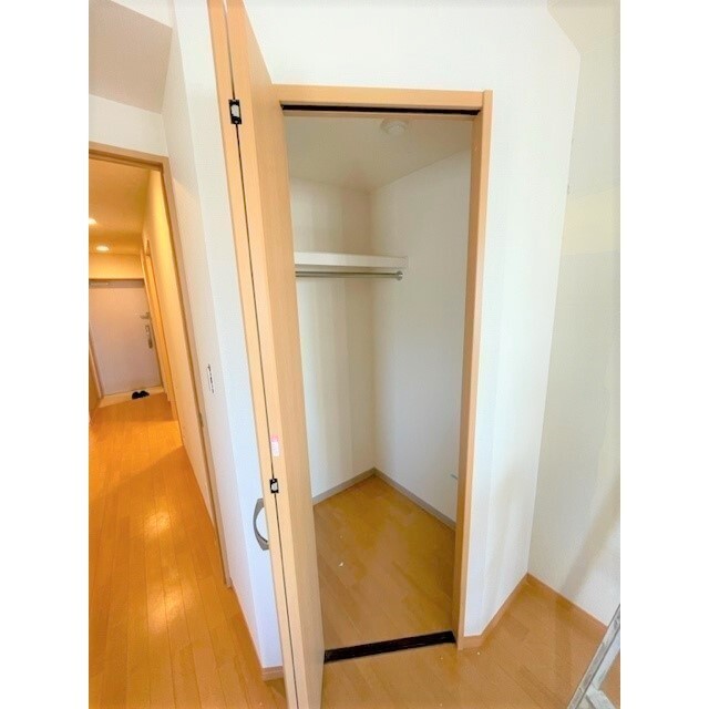 収納　洋室ウォークインクロゼット