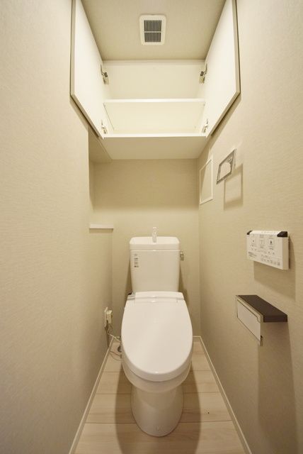 ＪＲ山手線 西日暮里駅 徒歩9分 5階建 築11年のトイレ写真