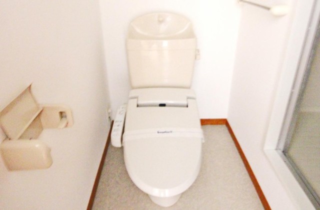 レオパレスFUKAWAのトイレ写真