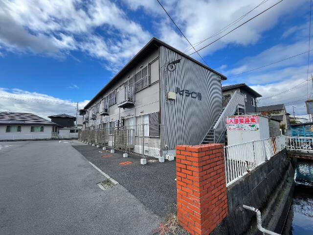 ハイライフ雅の外観写真