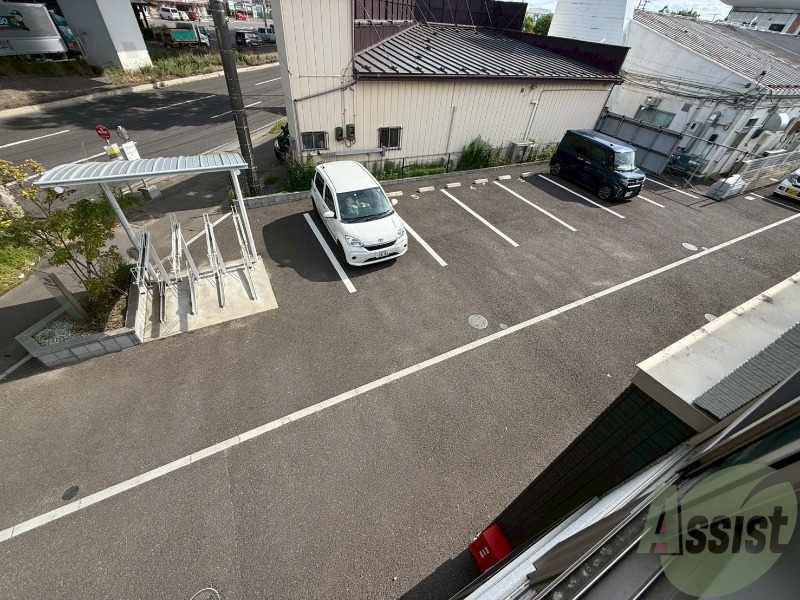 バルコニー　バルコニーはございません。室内物干しをご利用下さい。