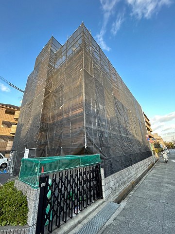 レオパレスYANAの外観写真