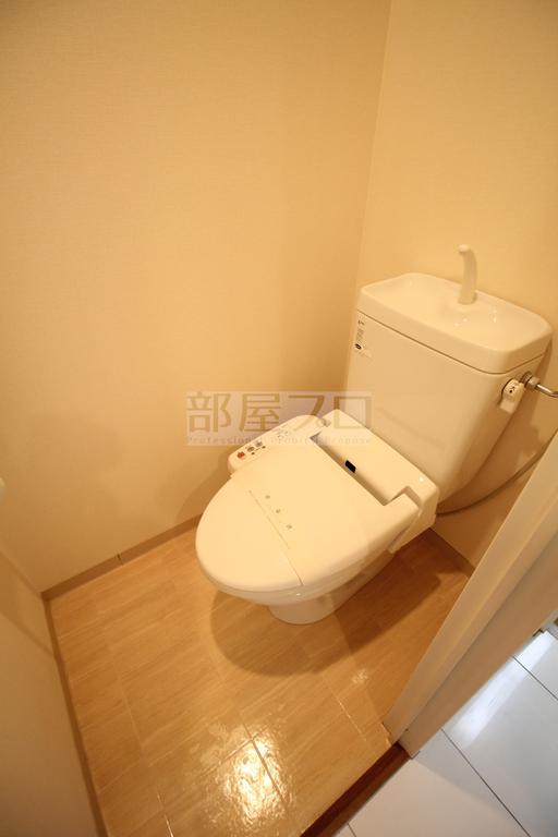 地下鉄南北線 幌平橋駅 徒歩4分 12階建 築20年のトイレ写真