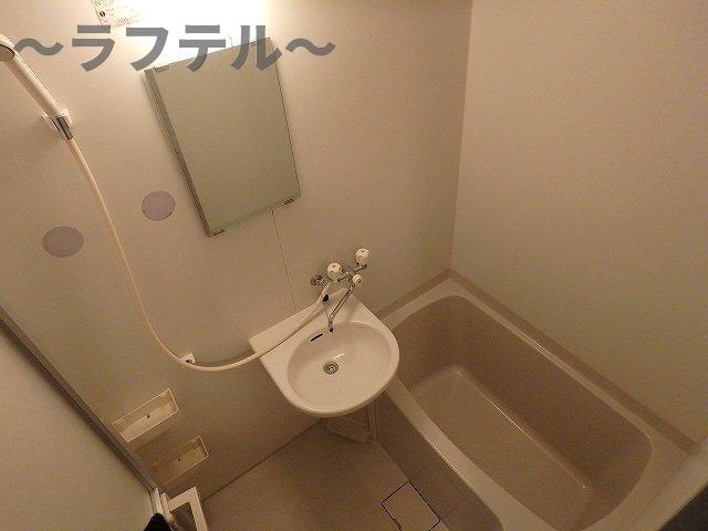 バス・シャワールーム　別部屋イメージ写真