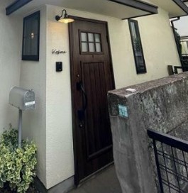 玄関　中目黒５丁目戸建