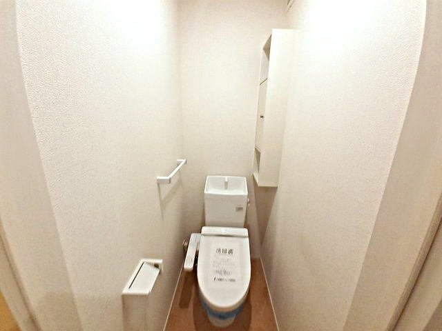 リバーサイド コッティ Iのトイレ写真
