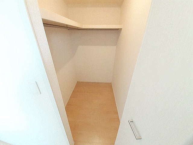 リバーサイド コッティ Iの内装写真