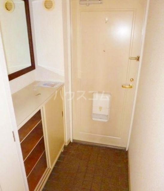 サンモール鶴川の玄関写真