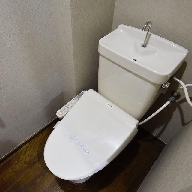 エレガンス仙川のトイレ写真