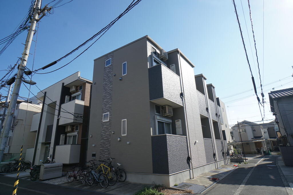 建物外観　☆仲介手数料不要です！☆お気軽にお問い合わせください♪