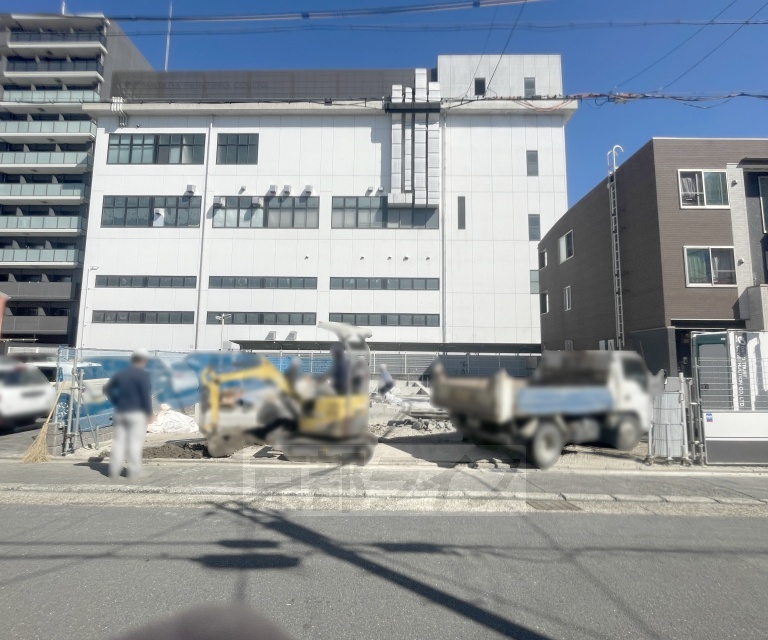 その他　・建築中