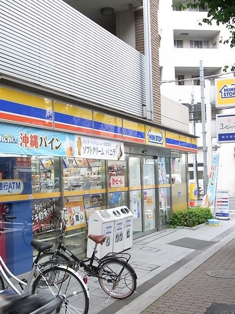 コンビニ　ミニストップ（コンビニ）まで350m