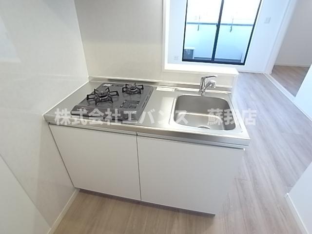 robot home 寒川町のキッチン写真