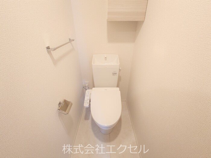 西武拝島線 拝島駅 徒歩9分 3階建 築3年のトイレ写真