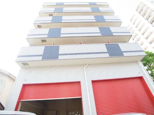 建物外観　５階建ての賃貸マンション