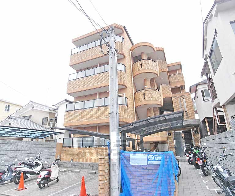 地下鉄烏丸線 北大路駅 徒歩23分 築32年
