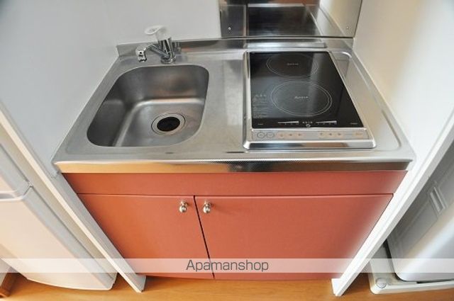 レオパレスフローラAIのキッチン写真