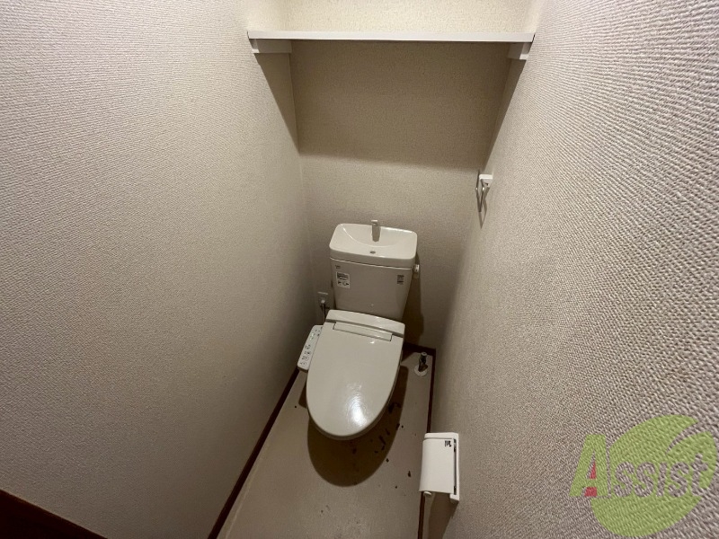 トイレ　こちらはトイレです。清潔感があり、安心して使用できます。