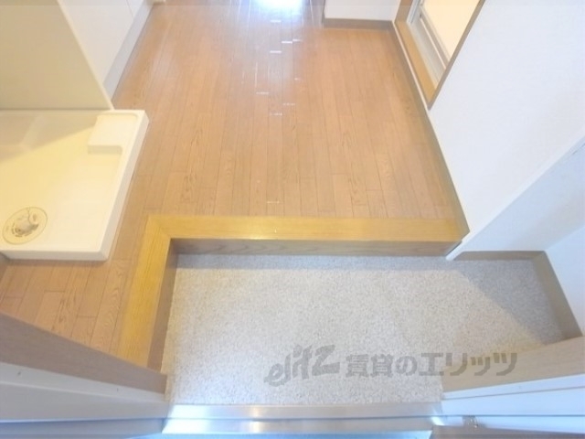 CASA井の玄関写真