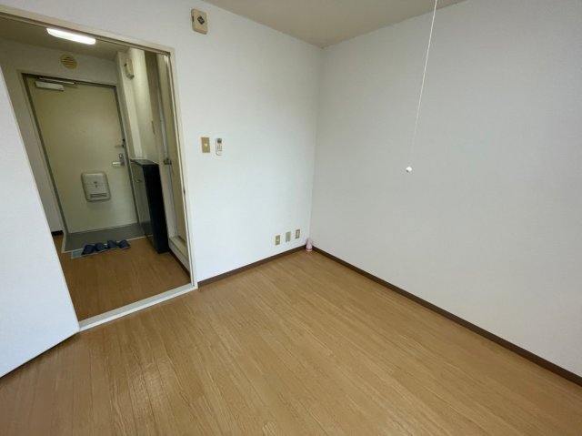 居室・リビング　(参考)同マンション他部屋の写真