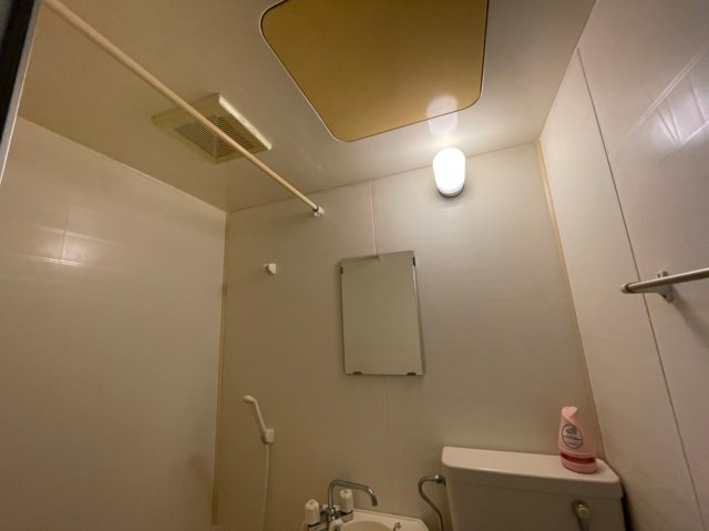 洗面設備　(参考)同マンション他部屋の写真