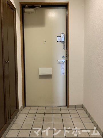 玄関　シンプルで使いやすい玄関です